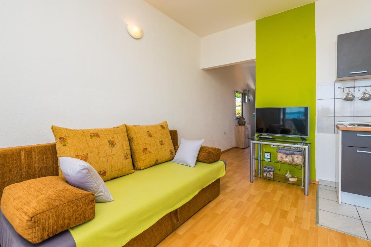 Ražanac Apartments Marko Dominik מראה חיצוני תמונה