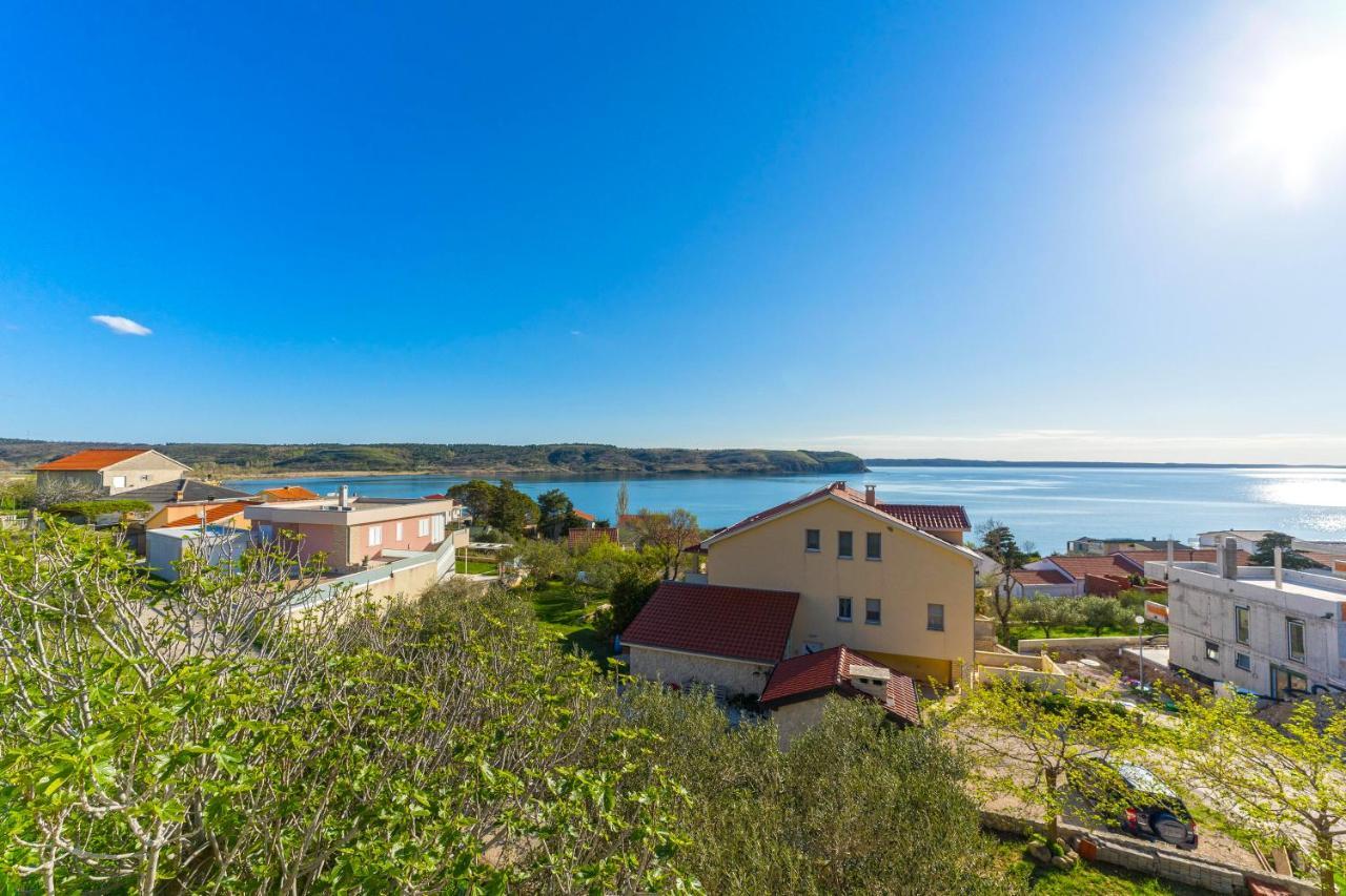 Ražanac Apartments Marko Dominik מראה חיצוני תמונה