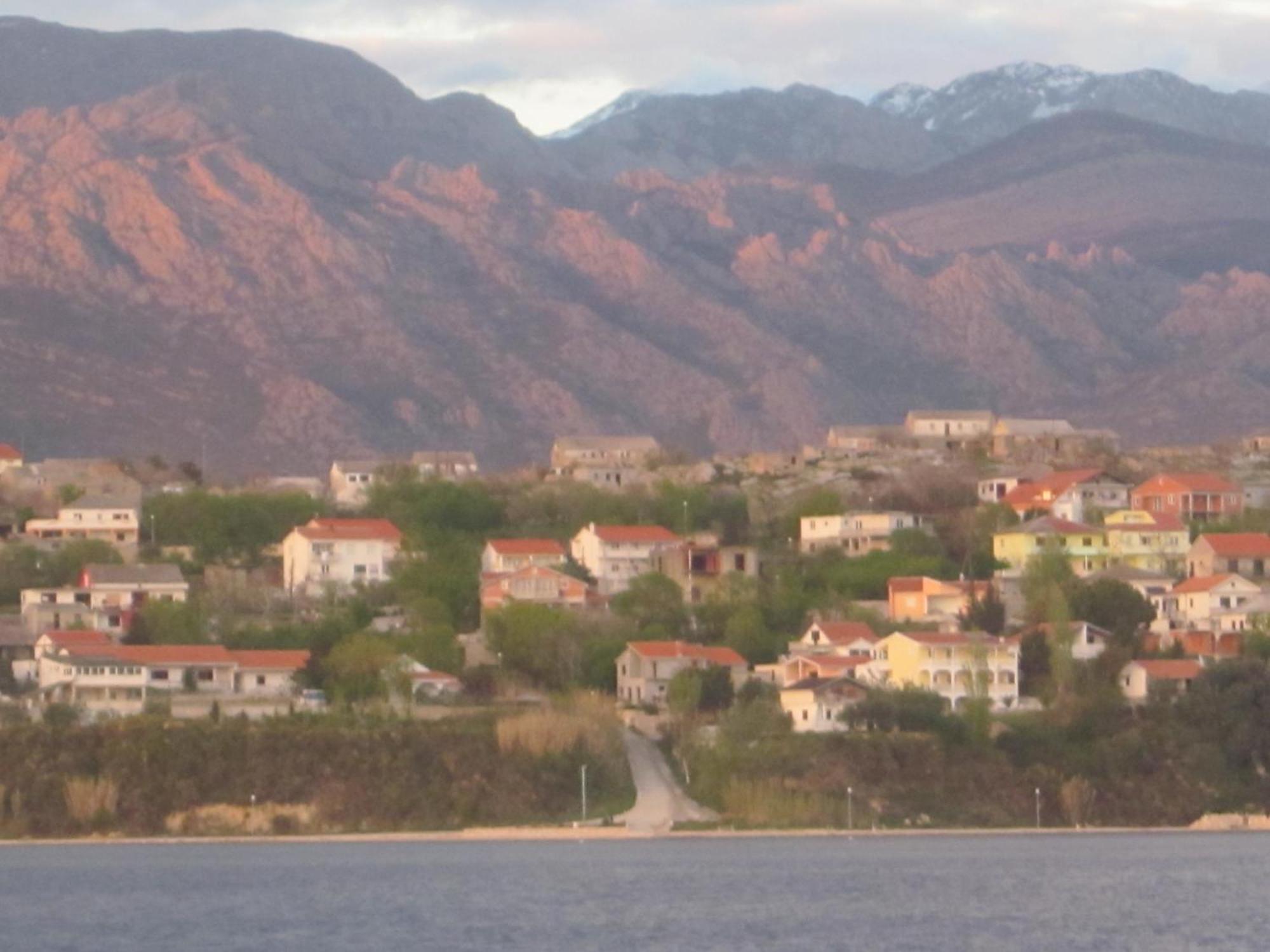 Ražanac Apartments Marko Dominik מראה חיצוני תמונה